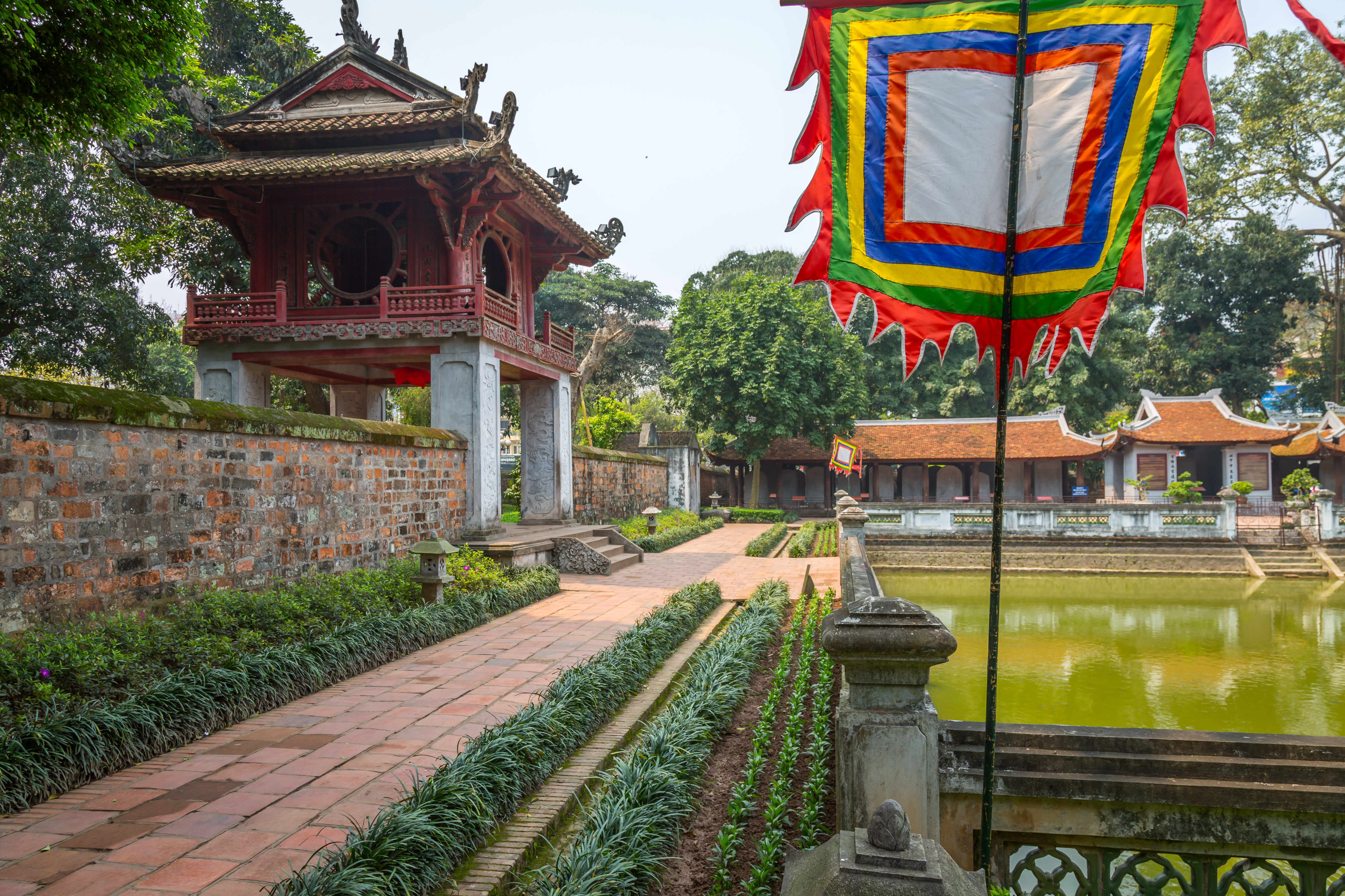 A Hanoi Guide: One Thousand Years Of History In A Day