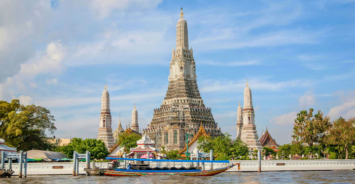 Wat Arun Temple 